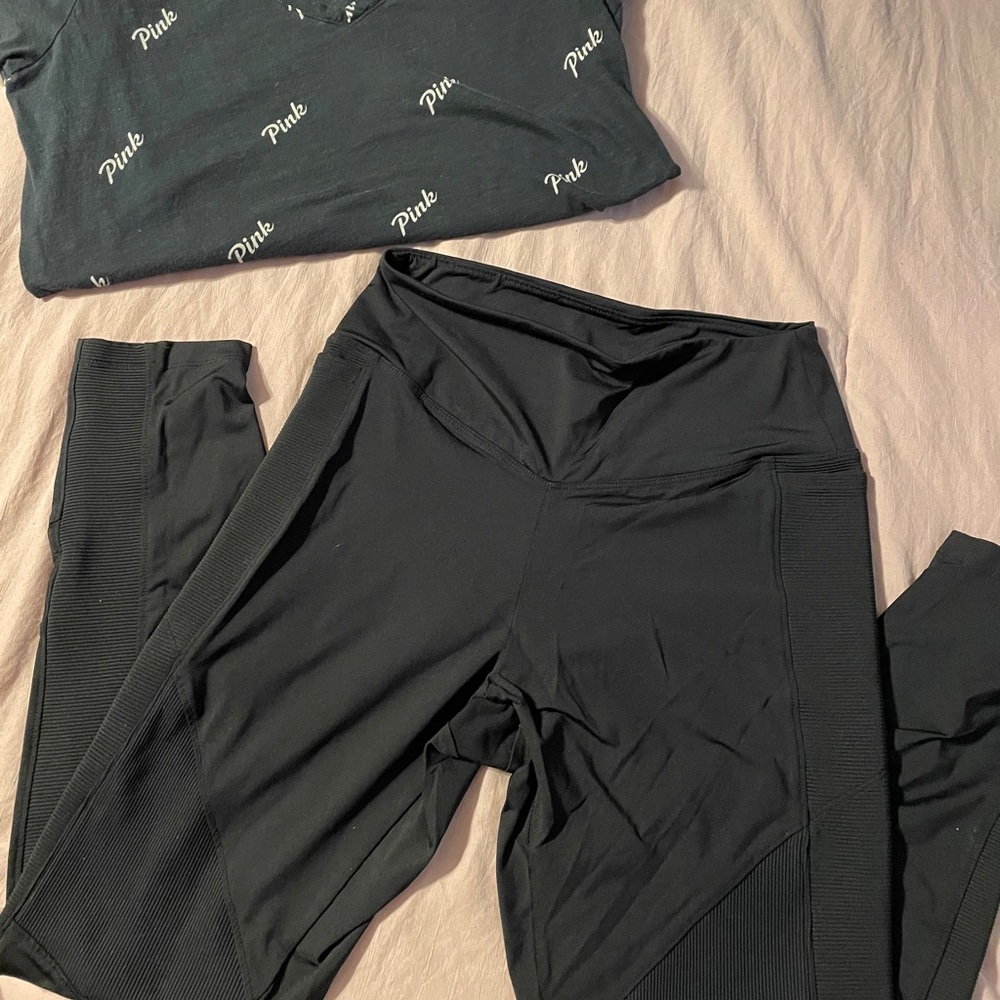 VS Pink bundle leggings and v neck shirt